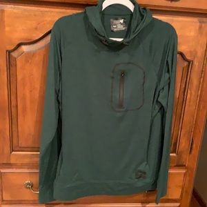 Size medium American Eagle flex hoodie green